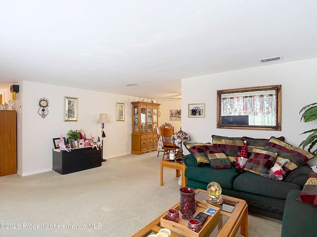 11114 White Oak Lane, Port Richey, FL 34668