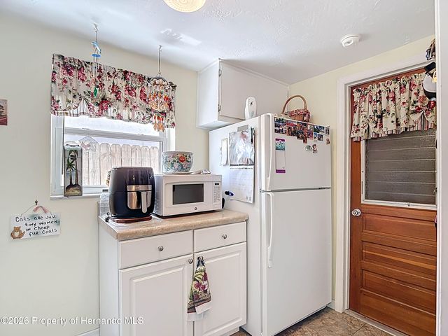 11114 White Oak Lane, Port Richey, FL 34668