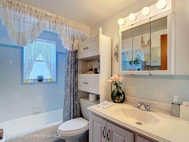 11114 White Oak Lane, Port Richey, FL 34668