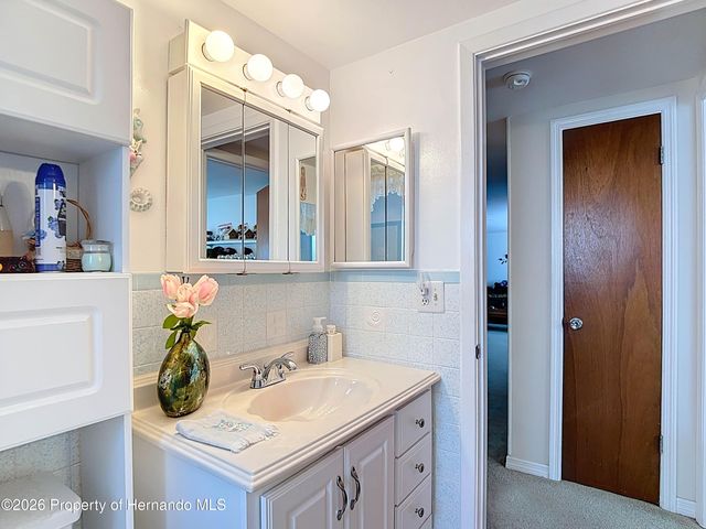 11114 White Oak Lane, Port Richey, FL 34668