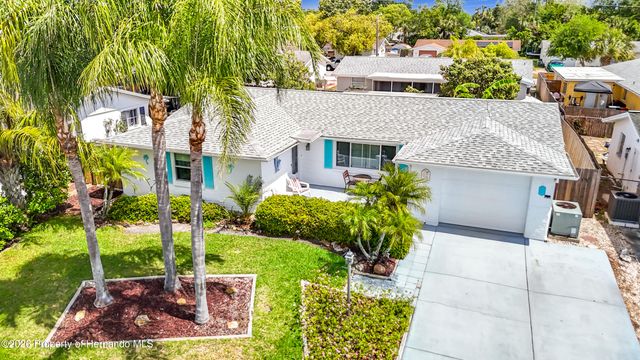 11114 White Oak Lane, Port Richey, FL 34668