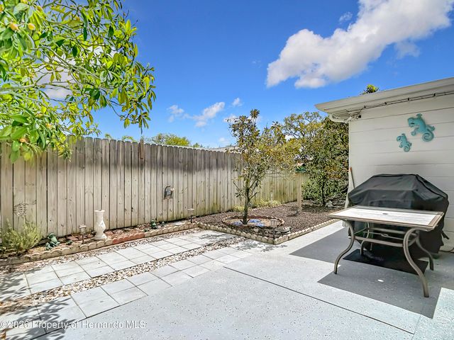 11114 White Oak Lane, Port Richey, FL 34668