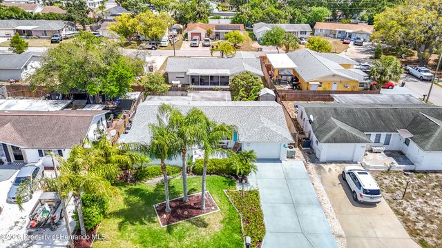 11114 White Oak Lane, Port Richey, FL 34668