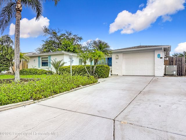 11114 White Oak Lane, Port Richey, FL 34668