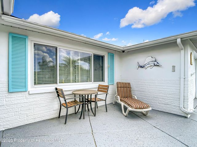 11114 White Oak Lane, Port Richey, FL 34668