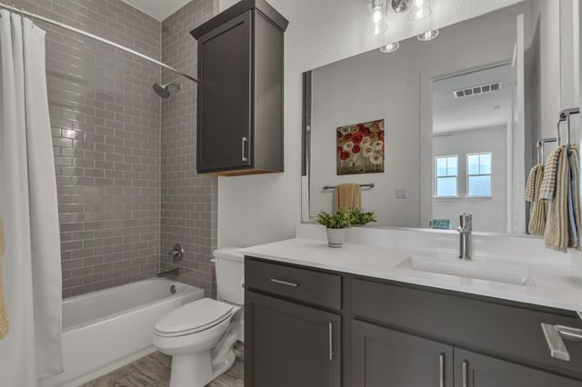 120 Onion Creek LN, Driftwood, TX 78619
