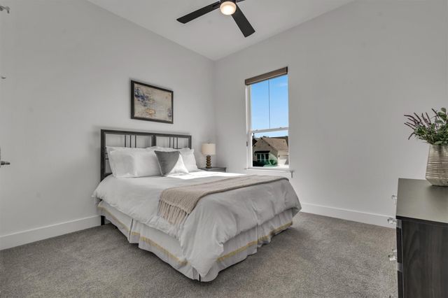 120 Onion Creek LN, Driftwood, TX 78619