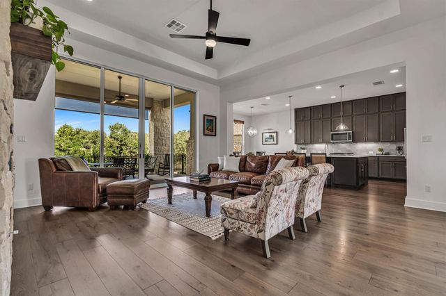 120 Onion Creek LN, Driftwood, TX 78619