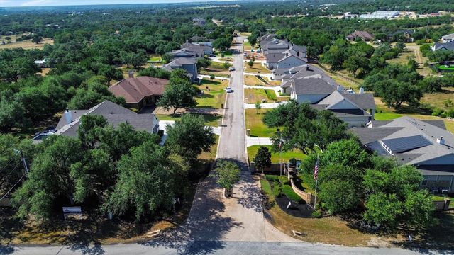 120 Onion Creek LN, Driftwood, TX 78619