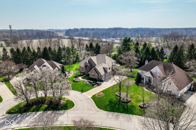 7390 Fox Hollow Ridge, Zionsville, IN 46077