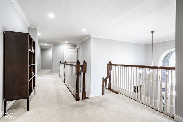 7390 Fox Hollow Ridge, Zionsville, IN 46077