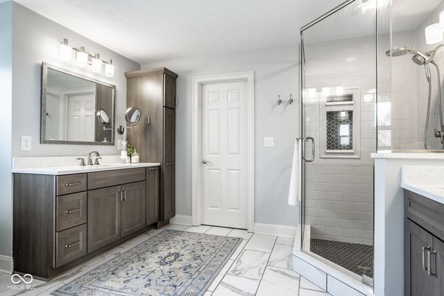 7390 Fox Hollow Ridge, Zionsville, IN 46077