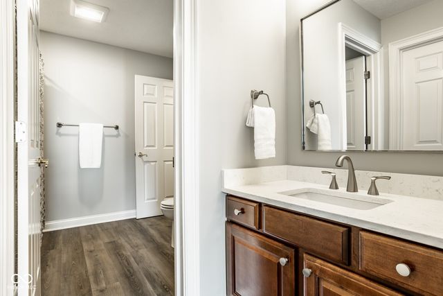 7390 Fox Hollow Ridge, Zionsville, IN 46077