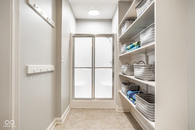 7390 Fox Hollow Ridge, Zionsville, IN 46077