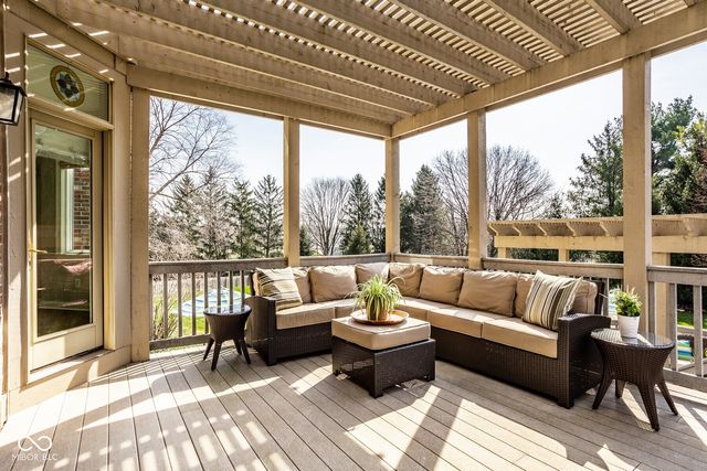 7390 Fox Hollow Ridge, Zionsville, IN 46077