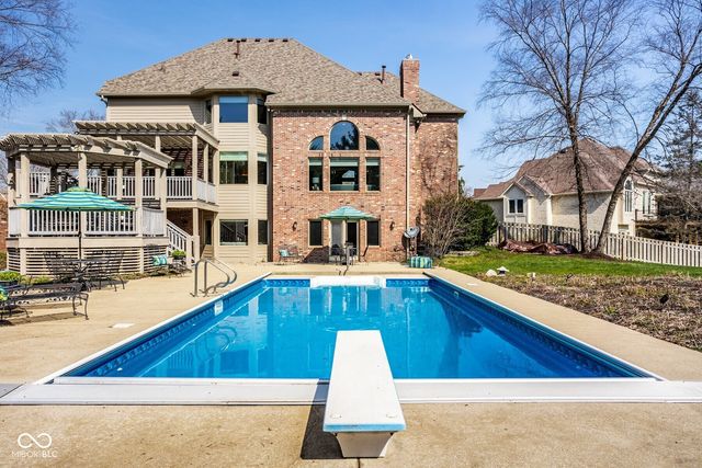 7390 Fox Hollow Ridge, Zionsville, IN 46077