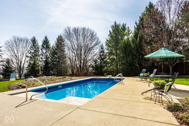 7390 Fox Hollow Ridge, Zionsville, IN 46077