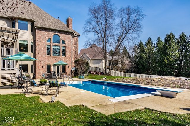 7390 Fox Hollow Ridge, Zionsville, IN 46077