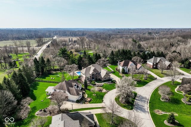 7390 Fox Hollow Ridge, Zionsville, IN 46077