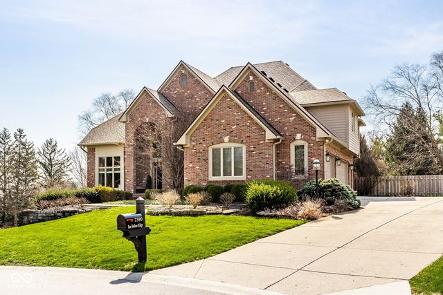 7390 Fox Hollow Ridge, Zionsville, IN 46077