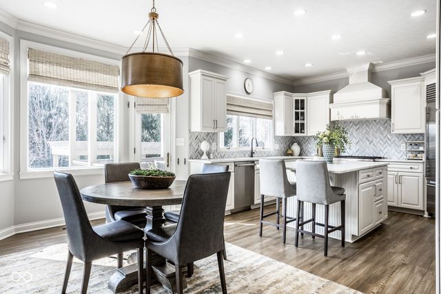 7390 Fox Hollow Ridge, Zionsville, IN 46077