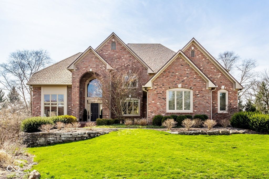 7390 Fox Hollow Ridge, Zionsville, IN 46077