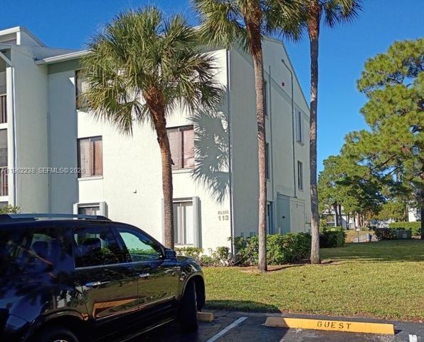 3636 Alder Dr D3, West Palm Beach, FL 33417