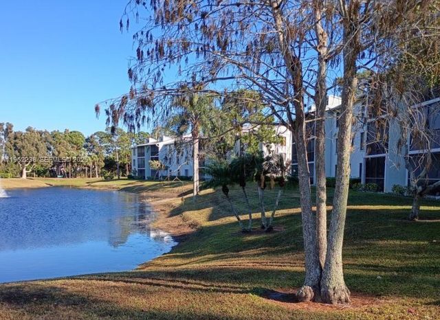 3636 Alder Dr D3, West Palm Beach, FL 33417