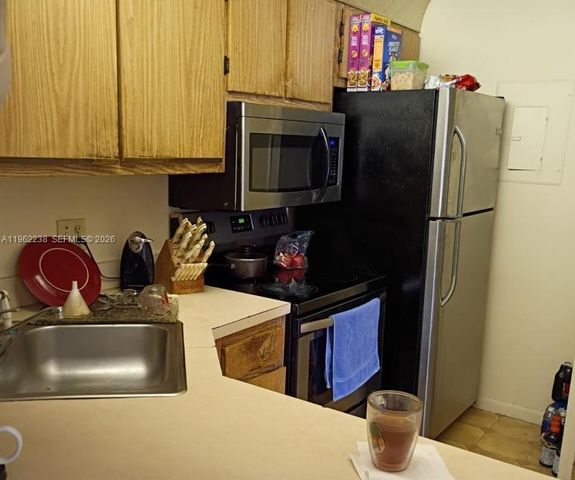 3636 Alder Dr D3, West Palm Beach, FL 33417