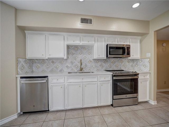 2422 Songbird Lane, Corpus Christi, TX 78414