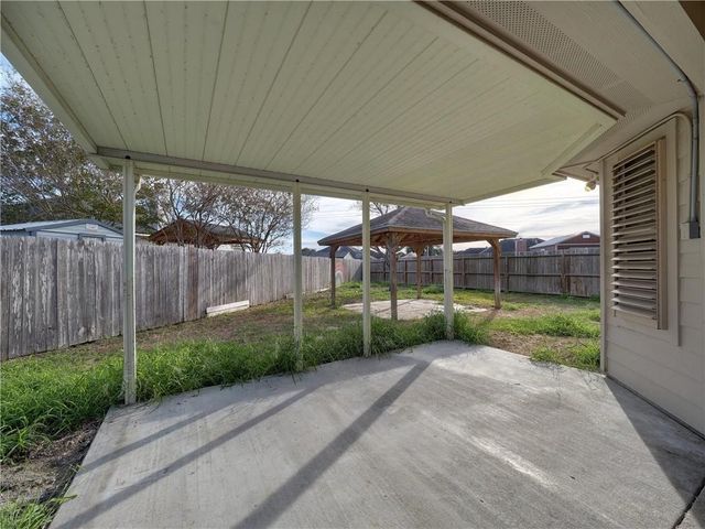 2422 Songbird Lane, Corpus Christi, TX 78414