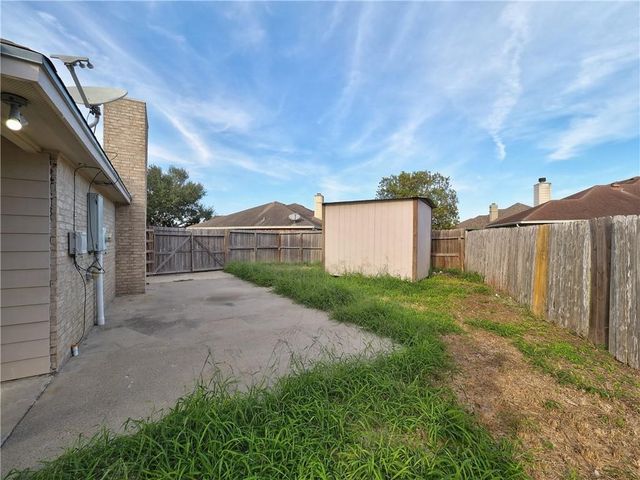 2422 Songbird Lane, Corpus Christi, TX 78414