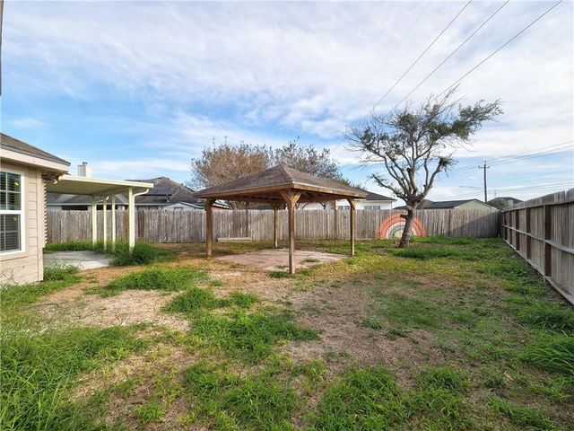 2422 Songbird Lane, Corpus Christi, TX 78414