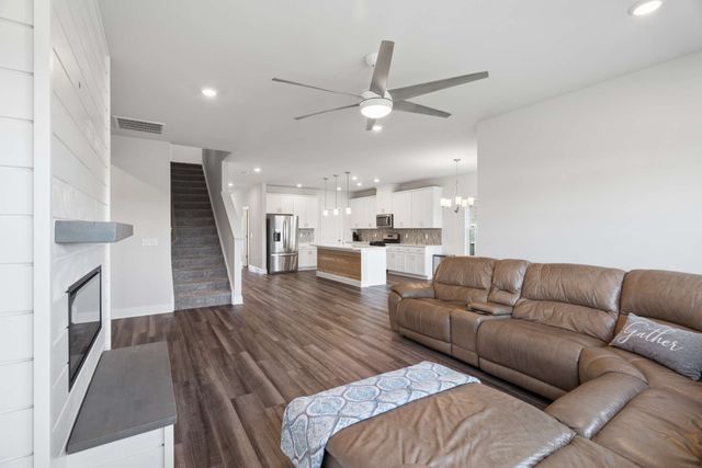 1237 Dutch Peak, Lebanon, TN 37090