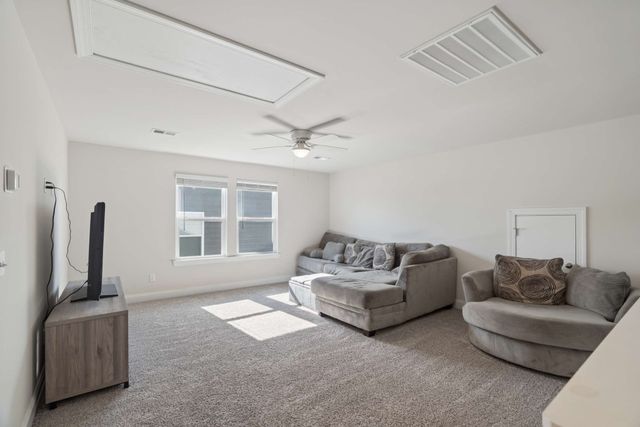 1237 Dutch Peak, Lebanon, TN 37090