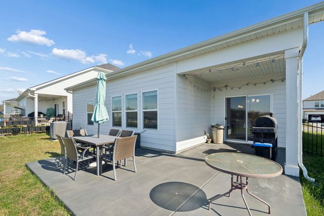 1237 Dutch Peak, Lebanon, TN 37090