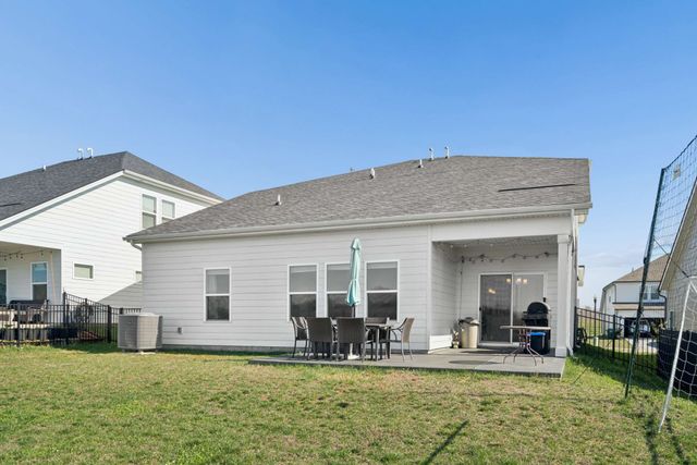 1237 Dutch Peak, Lebanon, TN 37090