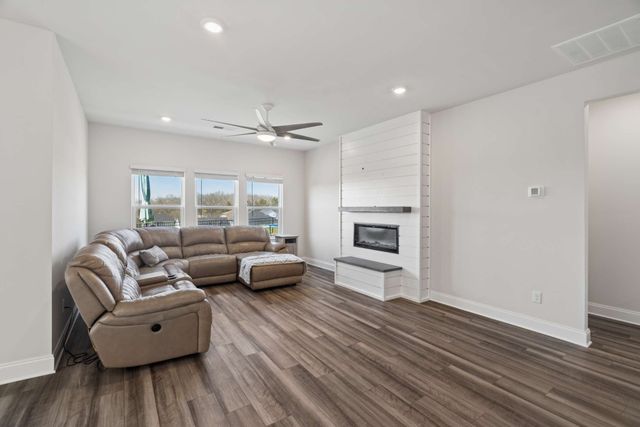 1237 Dutch Peak, Lebanon, TN 37090