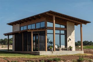 9361 W Us Highway 290 Lantana, Hye, TX 78635