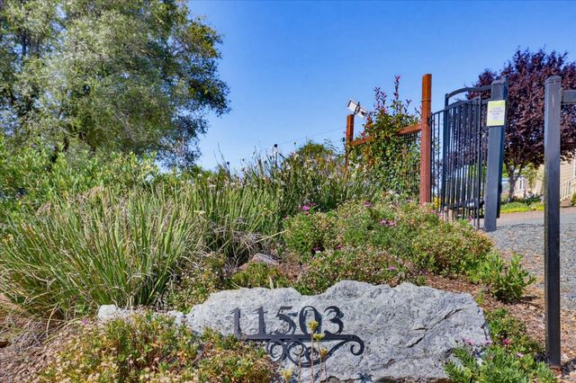 11503 Lime Kiln Rd, Grass Valley, CA 95949