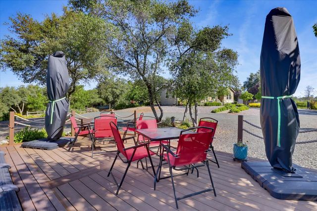 11503 Lime Kiln Rd, Grass Valley, CA 95949