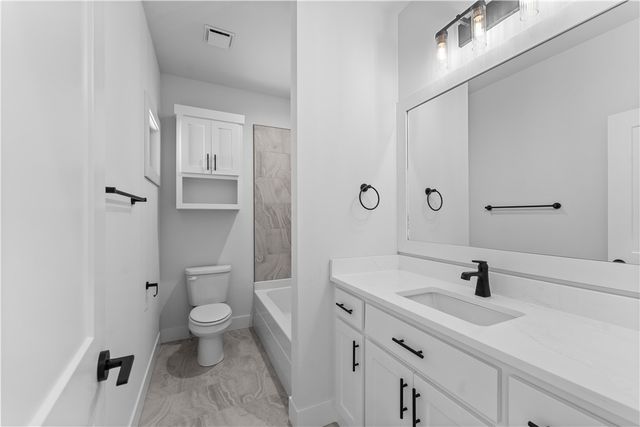 3409 SW Starburst Avenue, Bentonville, AR 72713