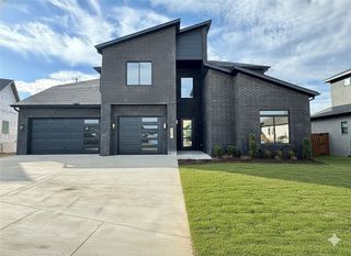 3409 SW Starburst Avenue, Bentonville, AR 72713