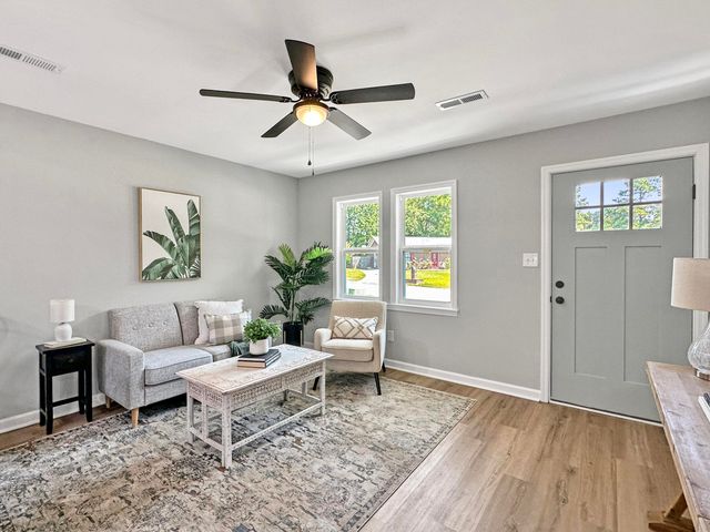 106 Fripp Lane, Summerville, SC 29483