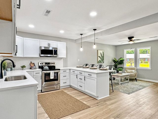 106 Fripp Lane, Summerville, SC 29483