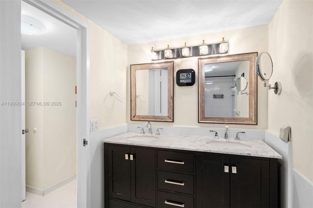 1330 NE 105th St 301, Miami Shores, FL 33138