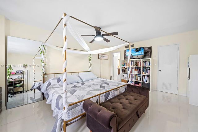 1330 NE 105th St 301, Miami Shores, FL 33138