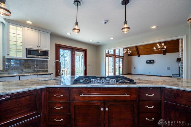 6853 Cloister Cliffs Drive, Madison Twp, OH 45042