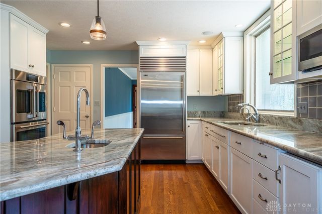 6853 Cloister Cliffs Drive, Madison Twp, OH 45042