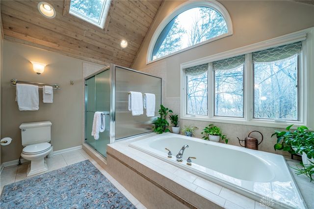 6853 Cloister Cliffs Drive, Madison Twp, OH 45042